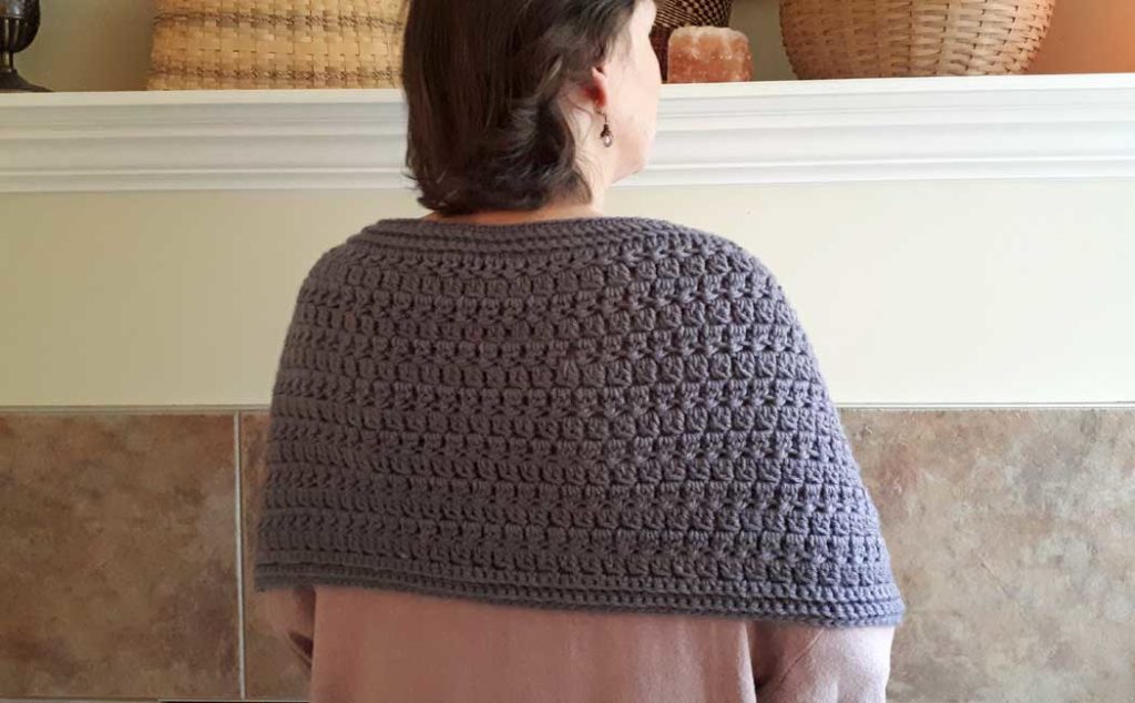 how to crochet a pocket shawl for beginners back view