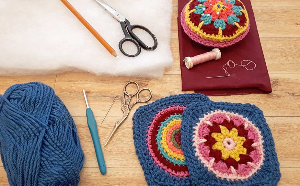 how to make a square crocheted pincushion supply list