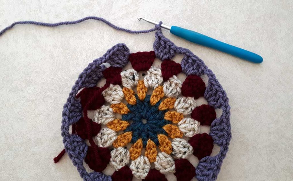 crochet round granny square