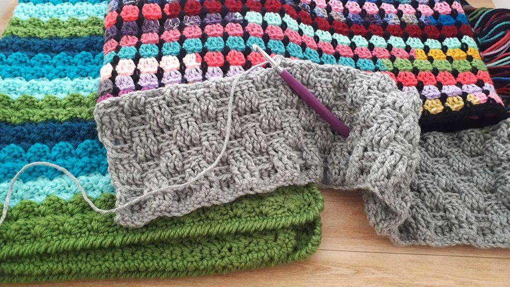 Crochet Blanket Stitch Pattern & Video - Crafting Happiness