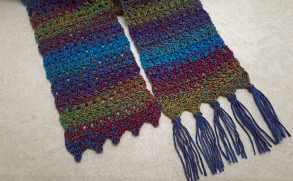 easy crocheted scarf with fan stitch and tassels