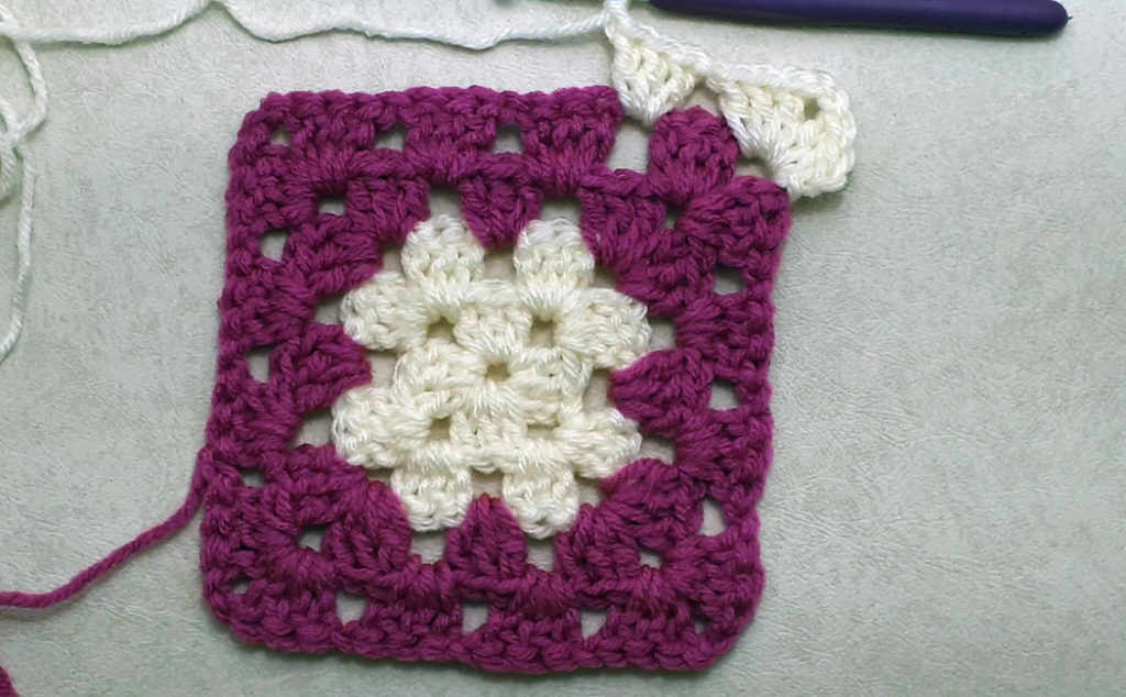 Easy Granny square blanket for beginners round five