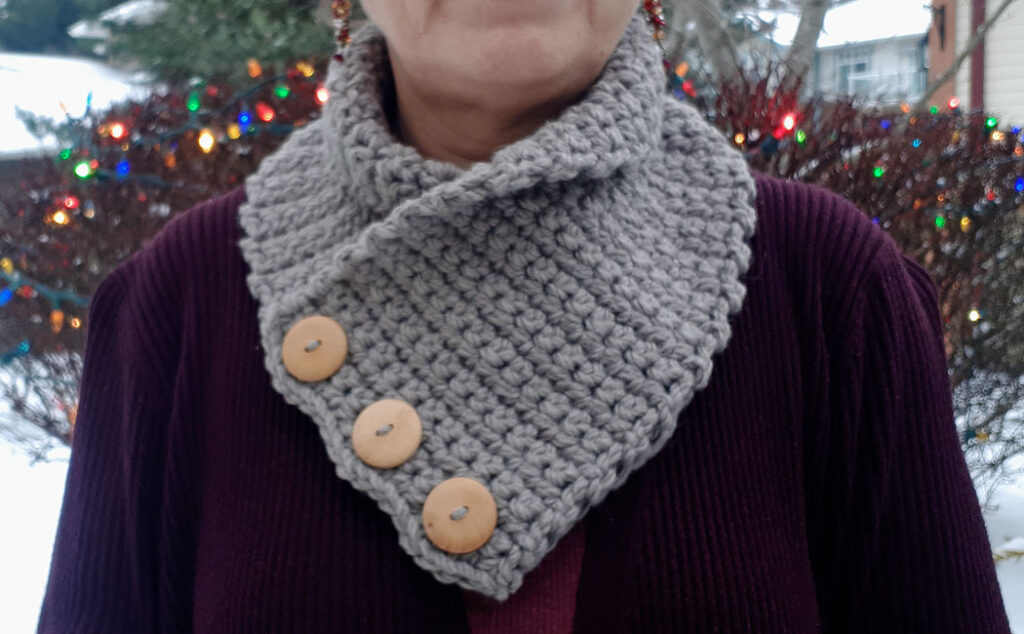turn any crocheted scarf pattern into a cowl