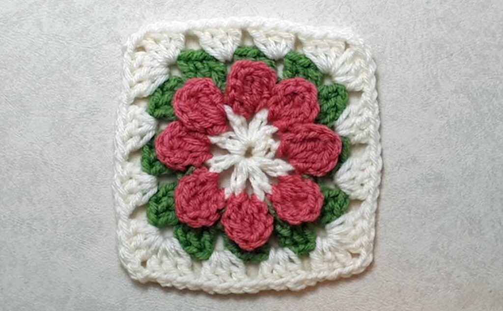 Crocheted Granny Square 3D in Pink