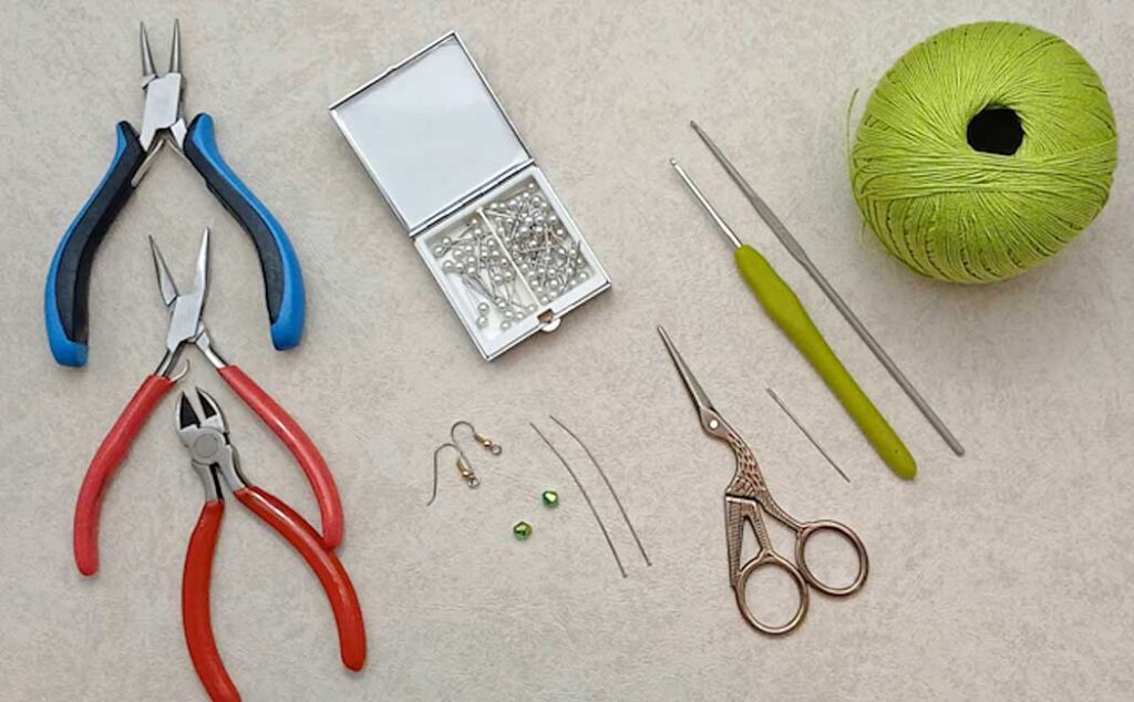 easy crocheted earrings supplies